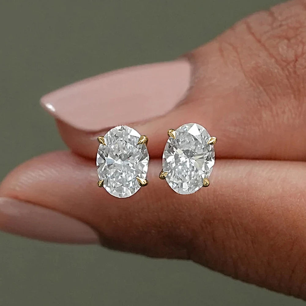 Oval Cut Moissanite Stud Earrings for Women