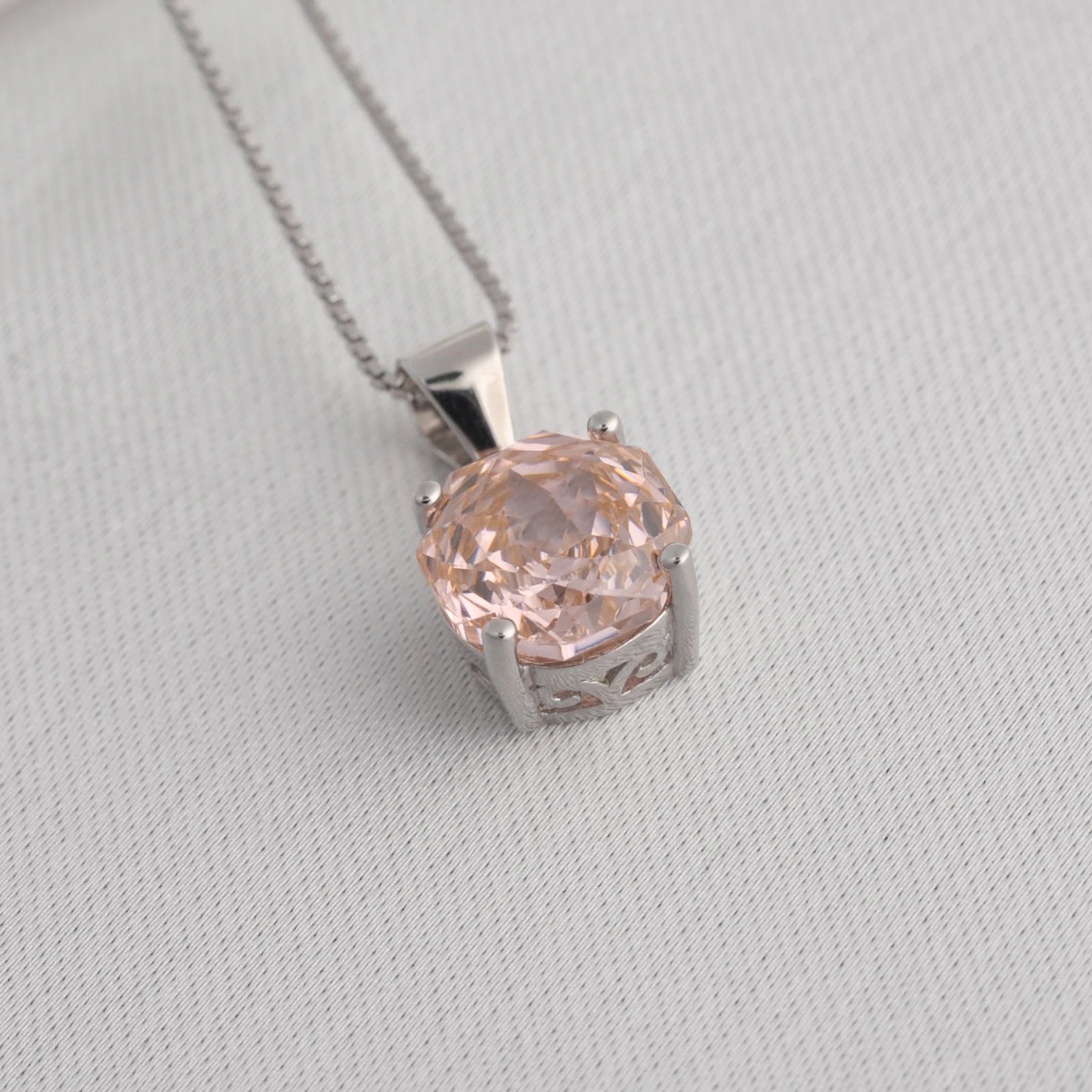 Women’s Elegant 2ct Morganite Pink Pendant